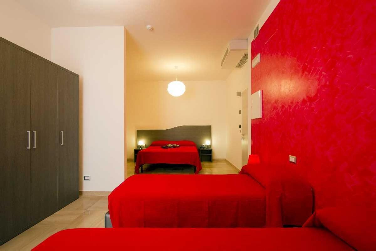 גרוטמארה Hotel La Maestra חדר תמונה