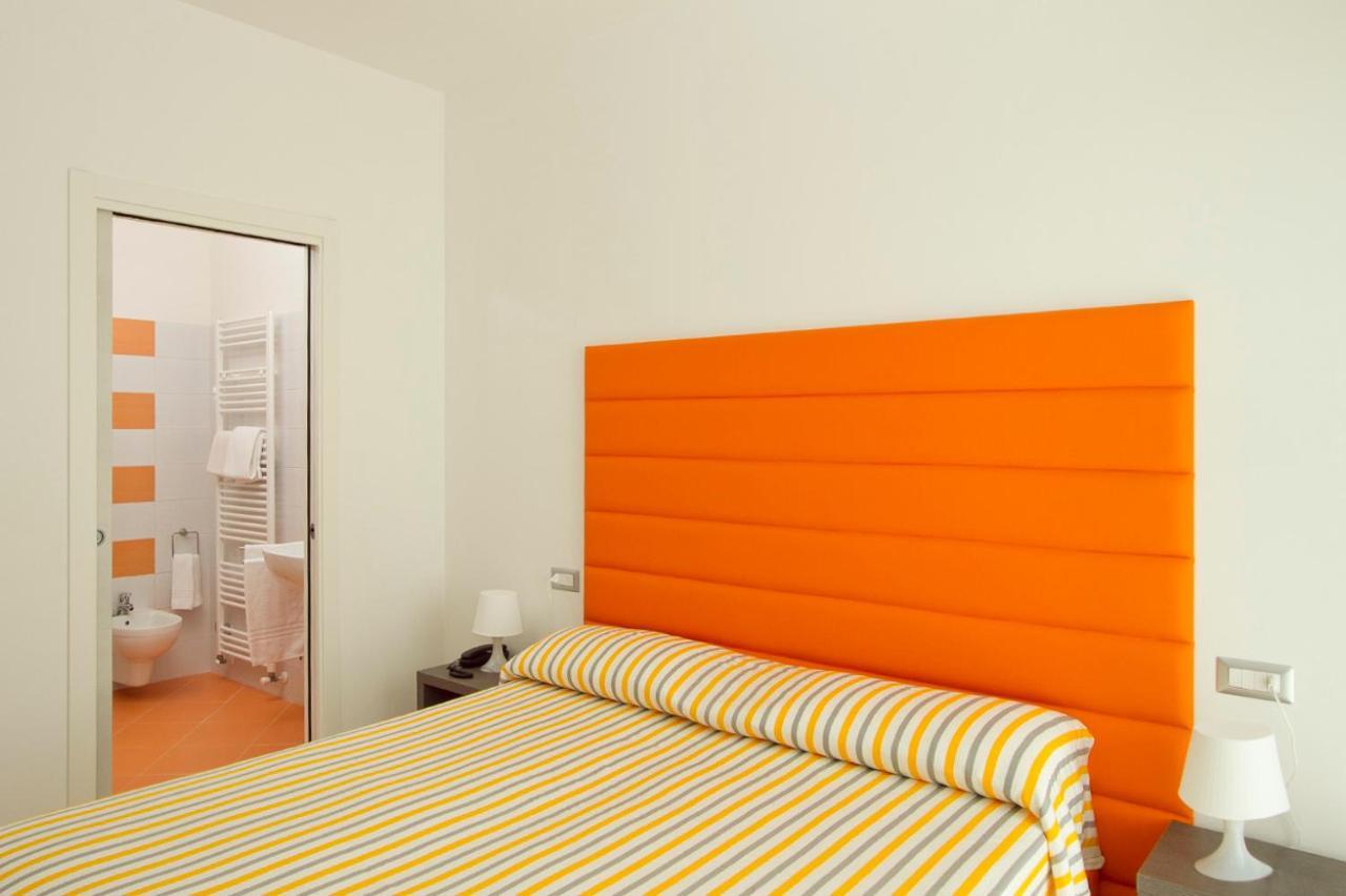 גרוטמארה Hotel La Maestra מראה חיצוני תמונה