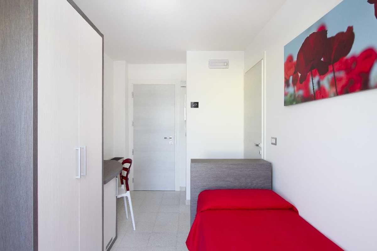 גרוטמארה Hotel La Maestra מראה חיצוני תמונה