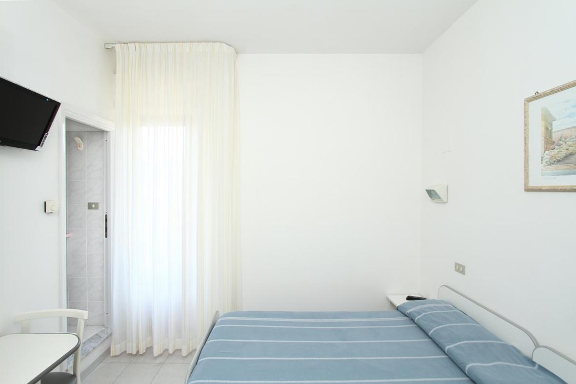 גרוטמארה Hotel La Maestra חדר תמונה